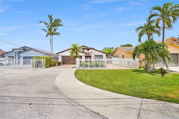Abaco Estates, 1000 NW 127th Ave, Tamiami, Florida 33182, image 1