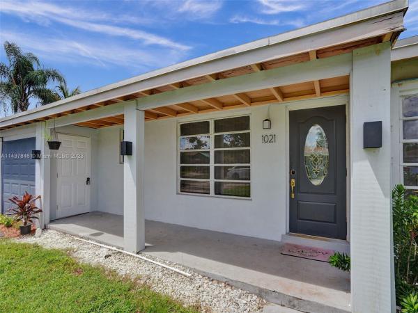 Lauderdale Golf Estates, 1021 SW 50th Ave, Plantation, Florida 33317, image 1