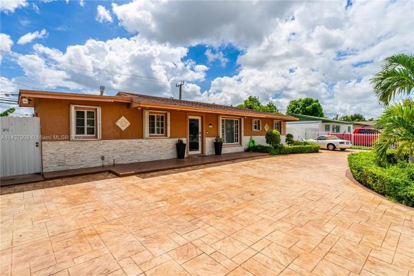 Carol City Gardens, 20453 NW 47th Ave, Miami Gardens, Florida 33055, image 2
