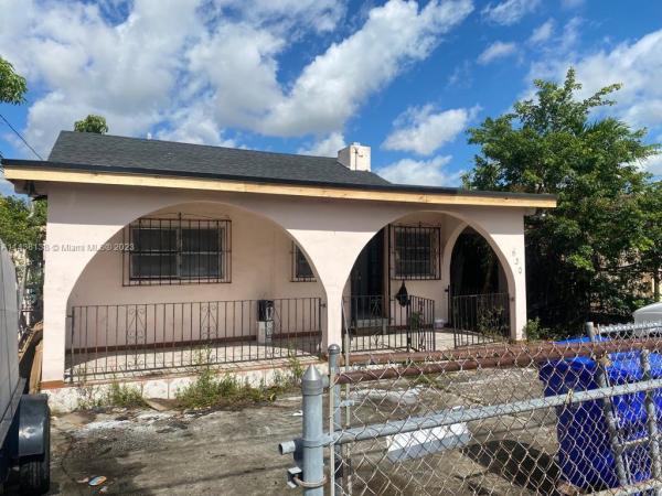 Auburndale Tamiami Trail, 630 SW 32nd Ave, Miami, Florida 33135, image 1
