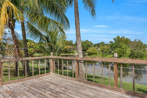 Edgefield, 4331 NW 10th St, Coconut Creek, Florida 33066, image 1