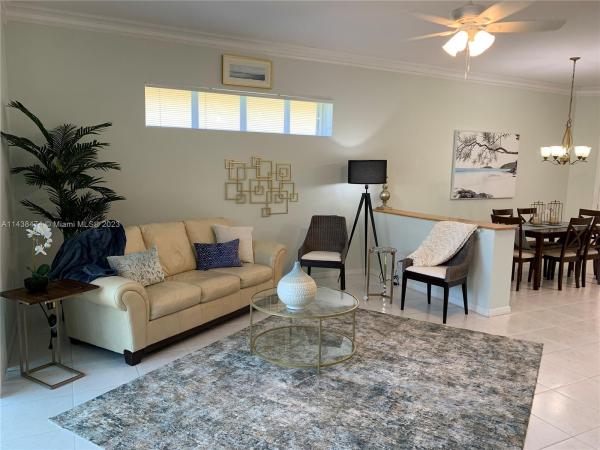 Isle Of Capri, 578 NW Montevina Dr, Port St. Lucie, Florida 34986, image 1