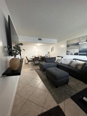 Trail Heights Gardens, 950 SW 104th Ct #C-103, University Park, Florida 33174, image 1