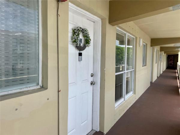 Paradise At Dadeland, 7713 N Kendall Dr #A205, Kendall, Florida 33156, image 1