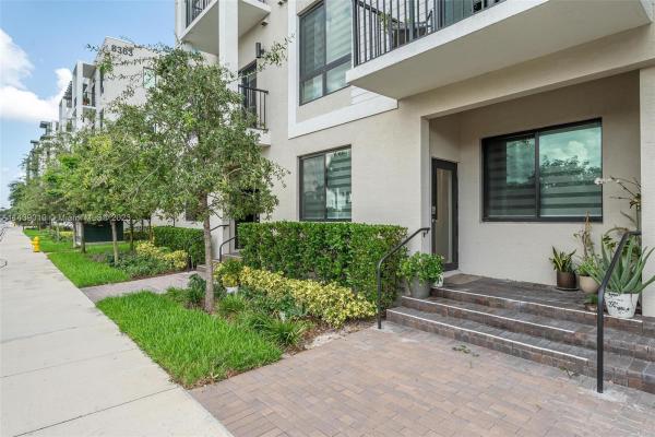 Urbana At Downtown Doral, 8301 NW 41st St #B-102, Doral, Florida 33166, image 2