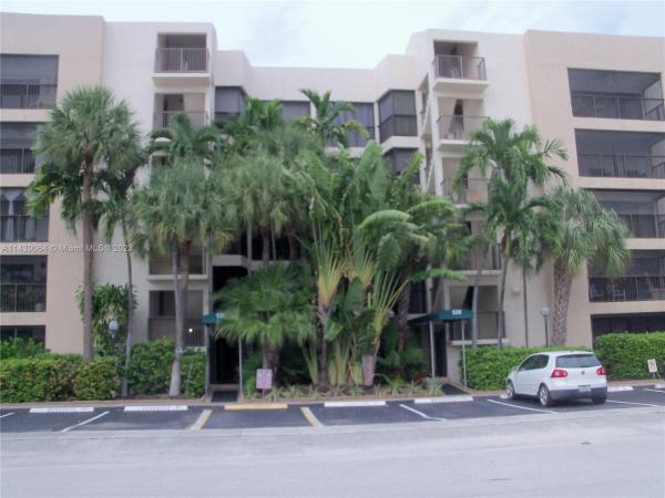Garden View Apartments, 520 Orton Ave #303, Fort Lauderdale, Florida 33304, image 1