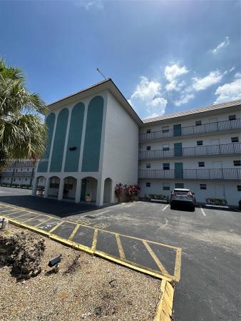 Wincast Arms, 4311 Crystal Lake Dr #212, Deerfield Beach, Florida 33064, image 1