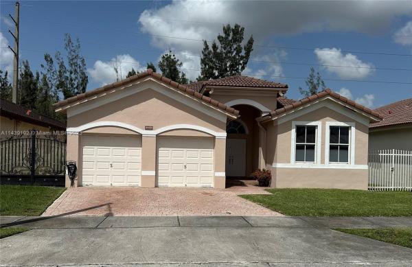 4048 SW 156th Ct, Unincorporated Dade County, Florida 33185, image 2