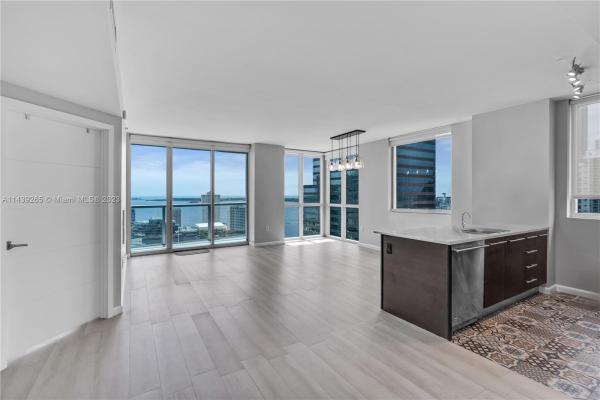 500 Brickell East, 500 Brickell Ave #3102, Miami, Florida 33131, image 1