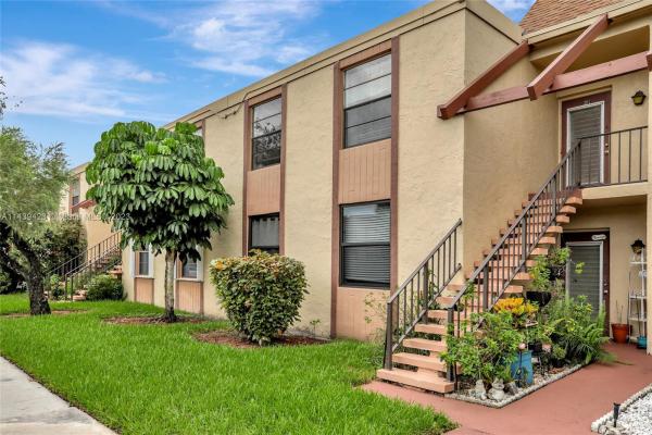 Palm Springs 3, 7450 NW 18th St #207, Margate, Florida 33063, image 1