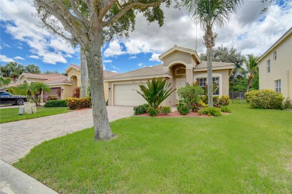 Greystone, 7914 Jewelwood Dr, Boynton Beach, Florida 33437, image 1