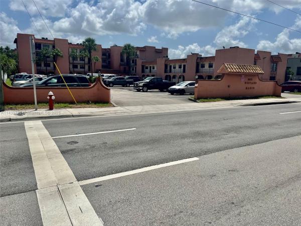 Westland Manor, 6675 W 4th Ave #309, Hialeah, Florida 33012, image 1