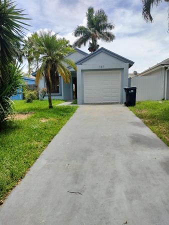 Villas Of Palm Bay, 767 SW 10th St, Florida City, Florida 33034, image 1