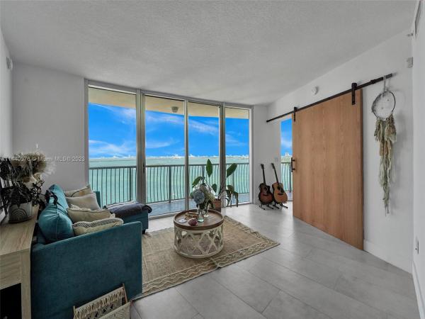 Opera Tower, 1750 N Bayshore Dr #2101, Miami, Florida 33132, image 2