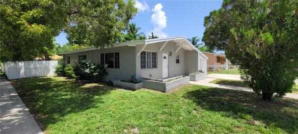 Seaboard Park, 301 NE 172nd St, North Miami Beach, Florida 33162, image 1