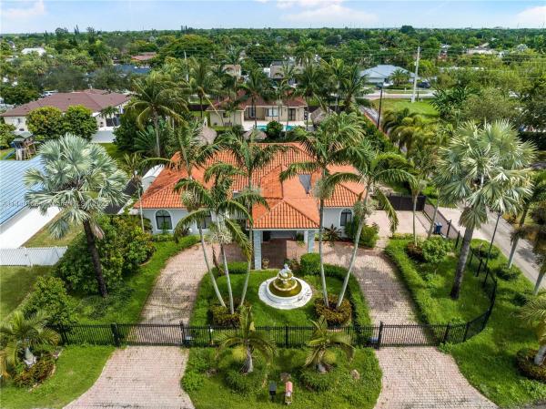 14801 SW 161st St, Richmond West, Florida 33187, image 2