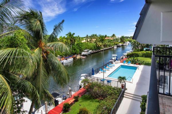 Admiral Farragut, 6815 Edgewater Dr #303, Coral Gables, Florida 33133, image 1