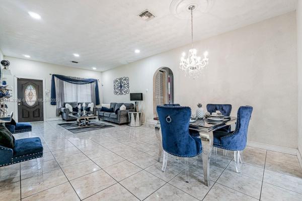 Miami Modern Manors, 560 NW 184th Ter, Miami Gardens, Florida 33169, image 1