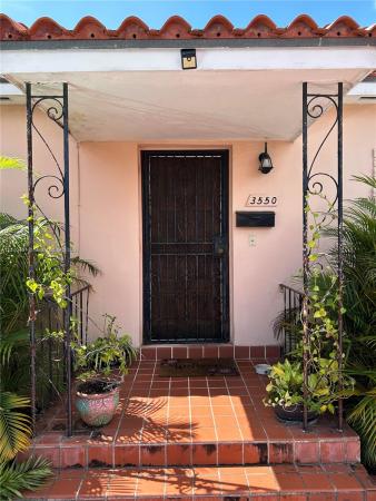 Twelfth Street Manors, 3550 NW 4th Ter, Miami, Florida 33125, image 1