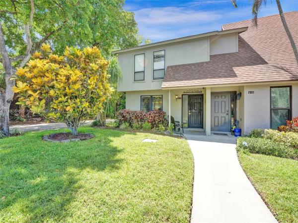 Sandtree Townhouses, 416 Sandtree Dr, Palm Beach Gardens, Florida 33403, image 1