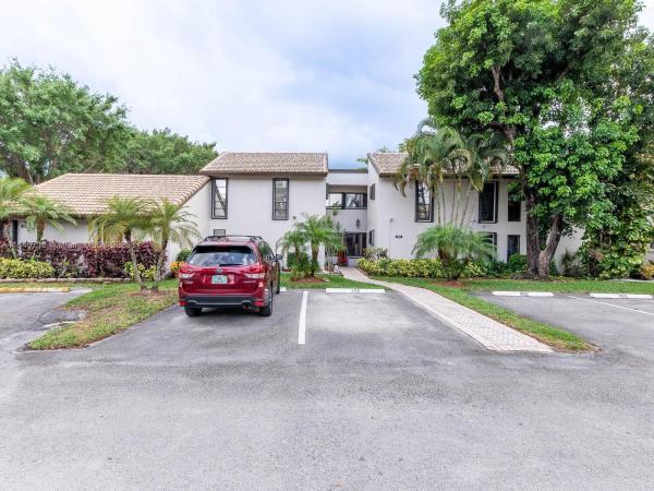 The Trellises At Jacaranda, 9717 N New River Canal Rd #406, Plantation, Florida 33324, image 1