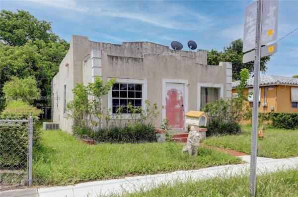 Crestwood, 1176 NW 49th St, Miami, Florida 33127, image 1