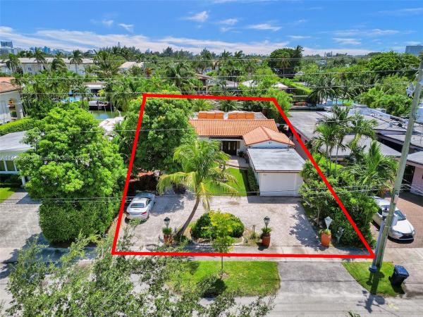 Biscayne Point, 1510 Cleveland Rd, Miami Beach, Florida 33141, image 1