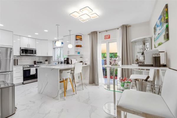 Sunset Trails, 1601 S 16th Ave, Hollywood, Florida 33020, image 1