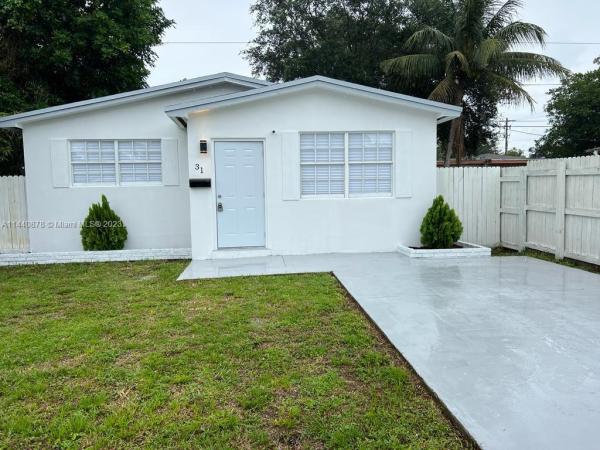 31 NE 185th Ter, Unincorporated Dade County, Florida 33179, image 2