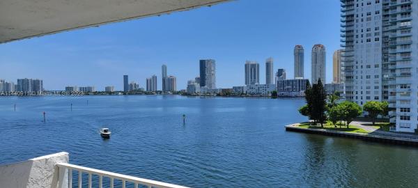 Eden Point, 4000 NE 170th St #604, North Miami Beach, Florida 33160, image 1