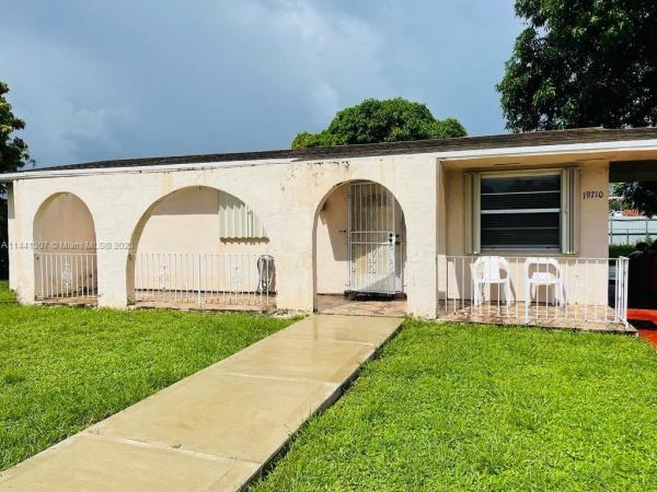 Miami Gardens Manor, 19710 NW 47th Ave, Miami Gardens, Florida 33055, image 1