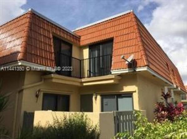 Woodlake Village Townhomes, Coral Springs, Florida 33065, image 1