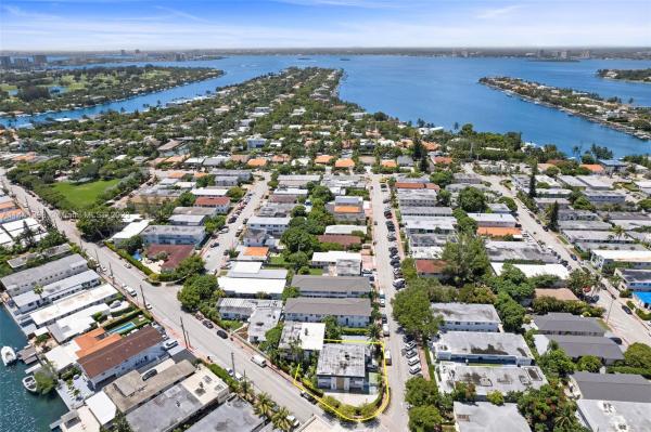 7994 & 7996 Crespi Blvd #3 & 4, Miami Beach, Florida 33141, image 2