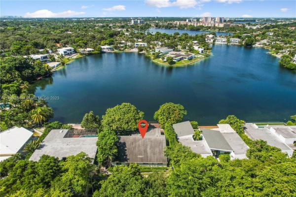 Sky Lake, 19390 NE 22nd Rd, North Miami Beach, Florida 33179, image 1