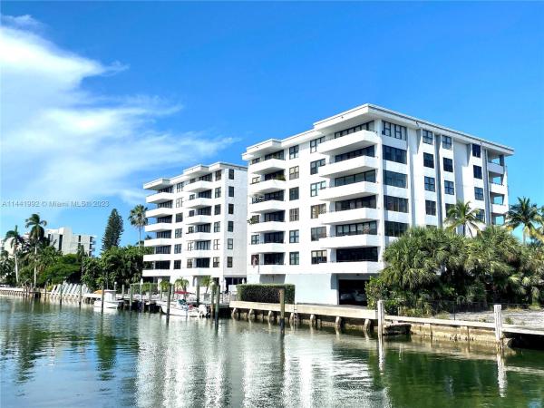 Island Manor, 9660 W Bay Harbor Dr #2A, Bay Harbor Islands, Florida 33154, image 1