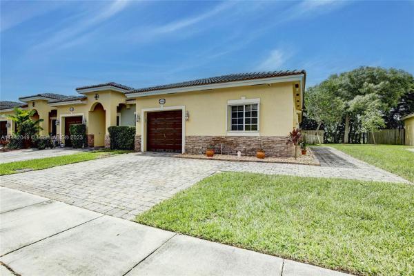 Ventura At Malibu Bay, 3322 NE 11th Dr, Homestead, Florida 33033, image 1