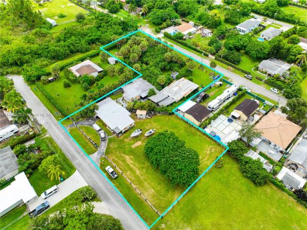Silver Palm Park, 22950 & 22940 SW 122nd Pl, Goulds, Florida 33170, image 1