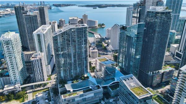 Reach Brickell City Centre, 68 SE 6th St #1607, Miami, Florida 33131, image 2