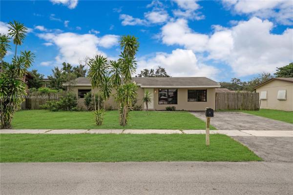 Pleasant Ridge, 316 NW 3rd St, Deerfield Beach, Florida 33441, image 1