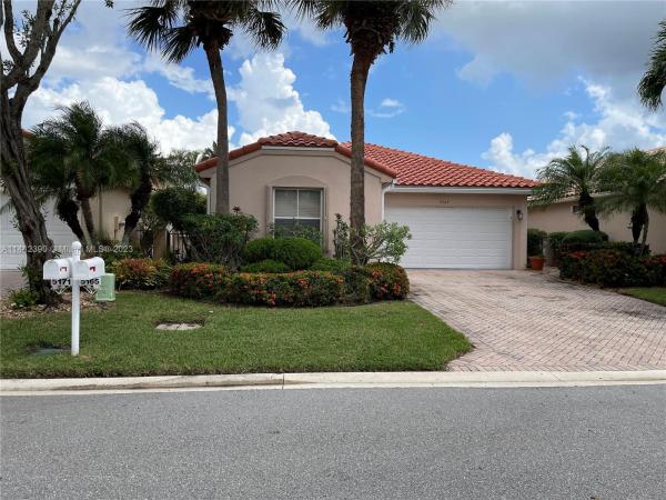 Cascade Lakes, 5165 Pelican Cove Dr, Boynton Beach, Florida 33437, image 2