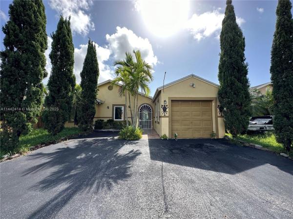 Princetonian By The Park, 24855 SW 128th Pl, Princeton, Florida 33032, image 1