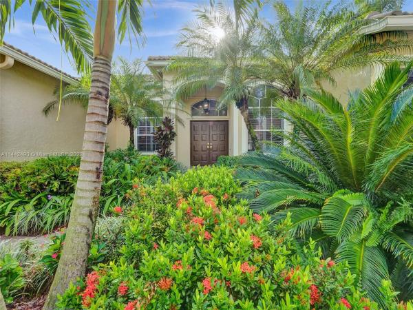 Oak Ridge, 3752 Oak Ridge Cir, Weston, Florida 33331, image 1