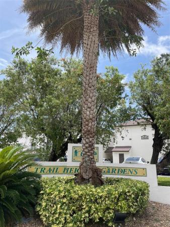 Trail Heights Gardens, 900 SW 104th Ct #B-304, University Park, Florida 33174, image 1