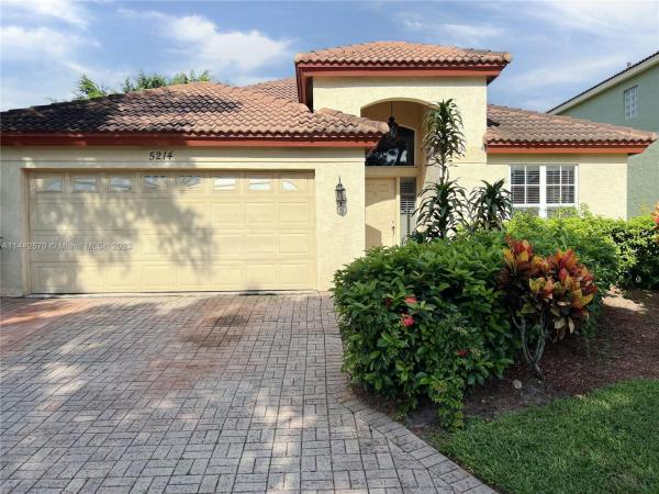 Elpine At Woodbine, 5214 Edenwood Rd, Riviera Beach, Florida 33418, image 1