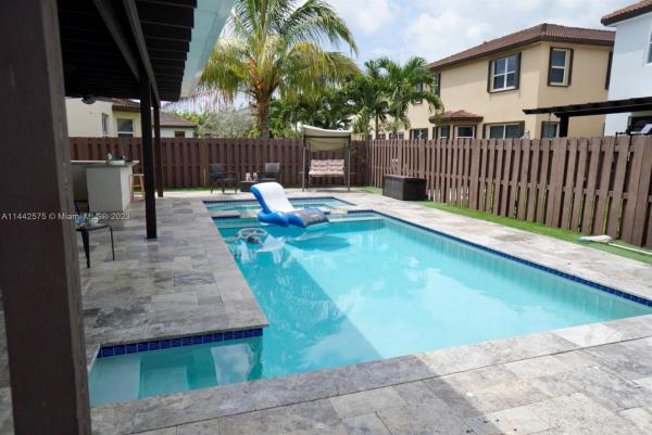 Hemingway Point, 24922 SW 118th Ct, Princeton, Florida 33032, image 1