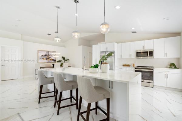 Valencia Lakes, 7558 Sagunto St, Boynton Beach, Florida 33437, image 2