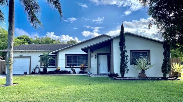 Homestead Lakes Farmlife West, 1000 N Audubon Dr #, Homestead, Florida 33035, image 1