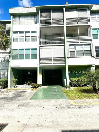 Watergate, 2751 Taft St #105, Hollywood, Florida 33020, image 1