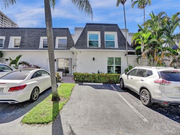 Venetian Park East, 607 NE 26th Ave, Hallandale Beach, Florida 33009, image 1