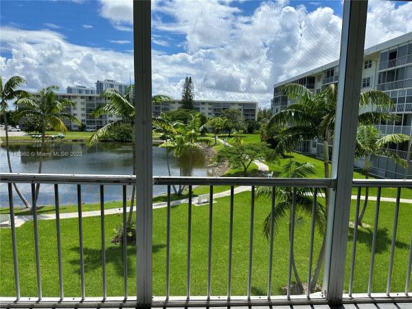 Point East, 2855 Leonard Dr #H311, Aventura, Florida 33160, image 2